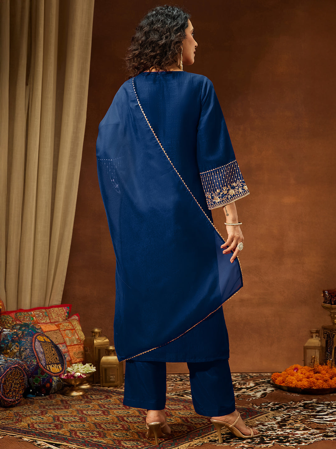 Ninnique Women's Teal Blue Silk Blend Embellished Straight Kurta Set