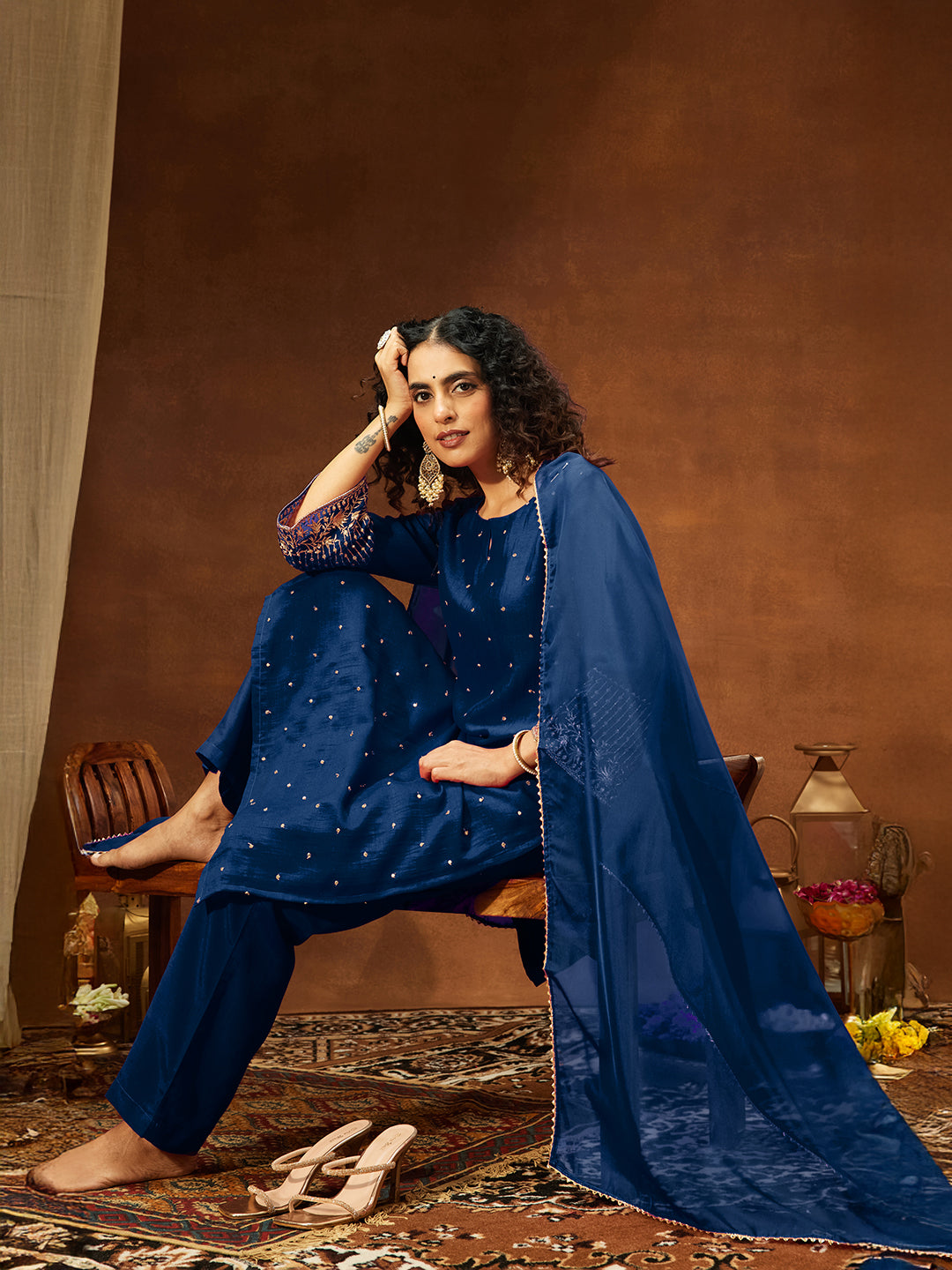 Ninnique Women's Teal Blue Silk Blend Embellished Straight Kurta Set