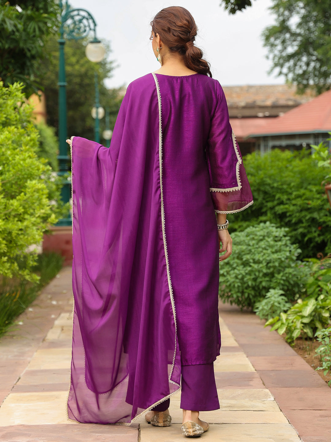 Ninnique Women's Purple Silk Blend Zari Embroidered Straight Kurta Set