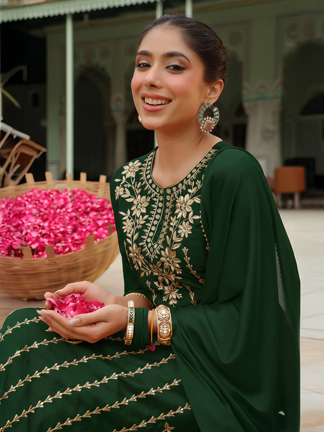 Ninnique Women's Bottle Green Silk Blend Zari Embroidered Straight Kurta Set