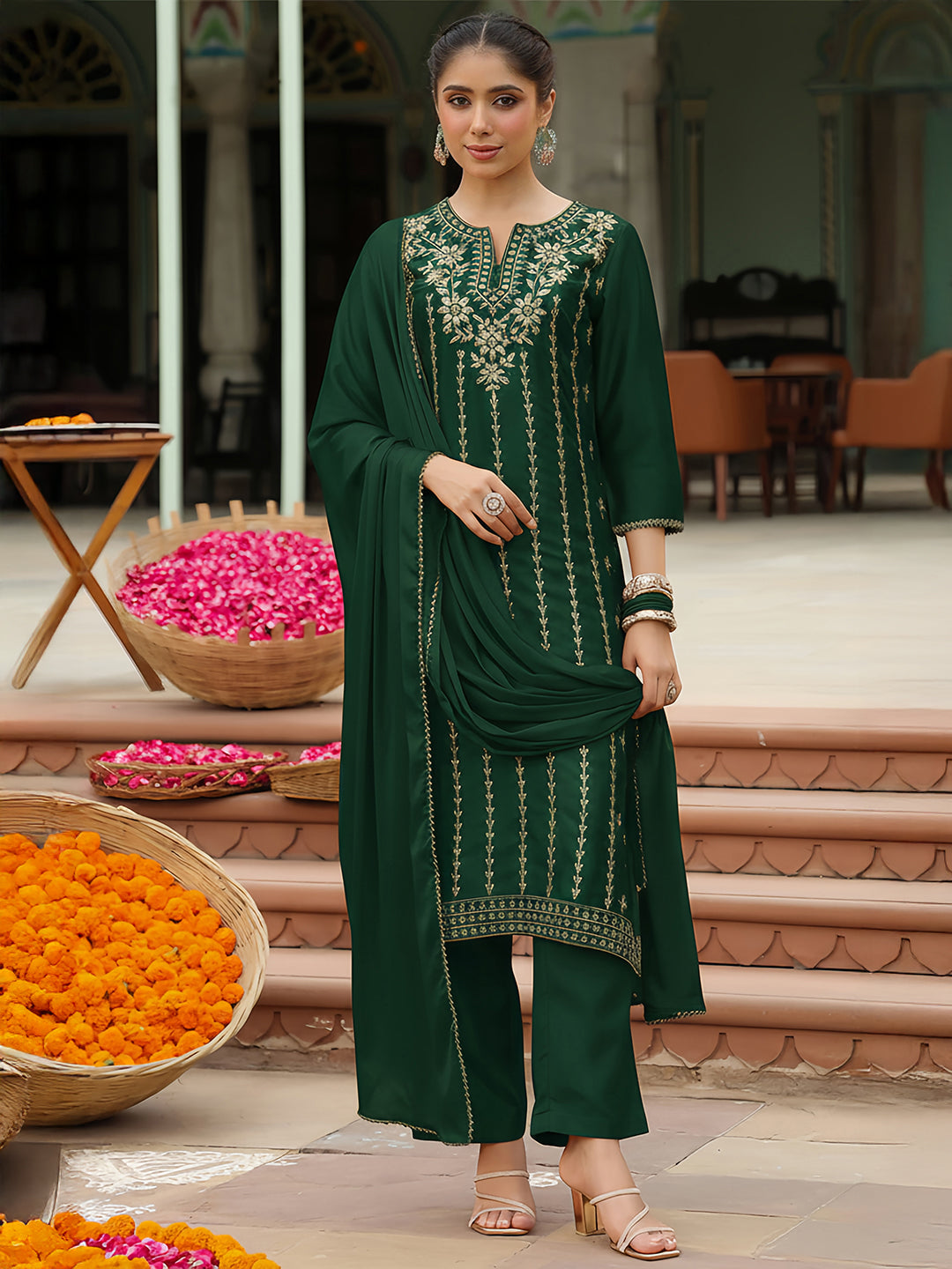 Ninnique Women's Bottle Green Silk Blend Zari Embroidered Straight Kurta Set