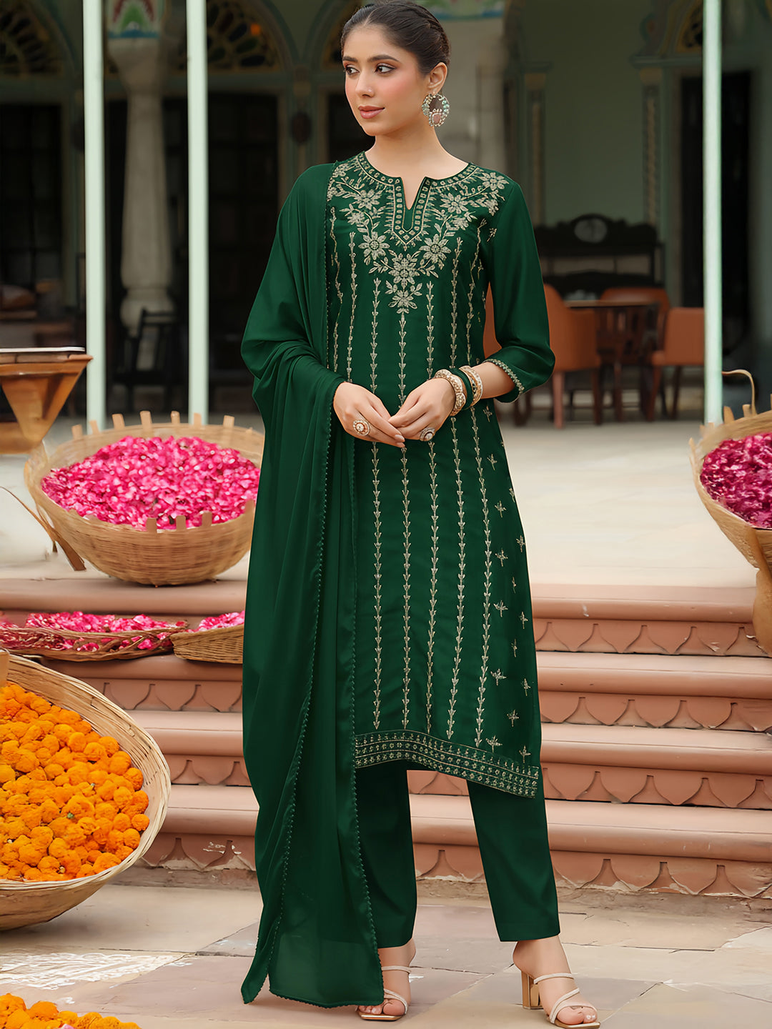 Ninnique Women's Bottle Green Silk Blend Zari Embroidered Straight Kurta Set