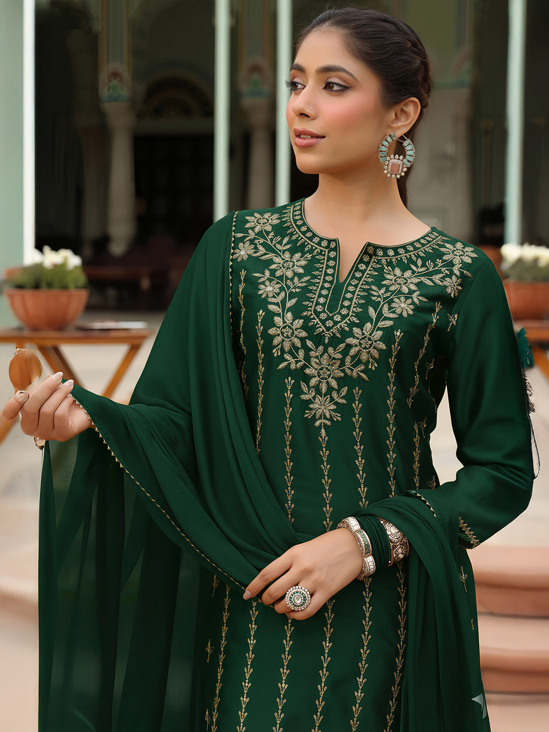 Ninnique Women's Bottle Green Silk Blend Zari Embroidered Straight Kurta Set