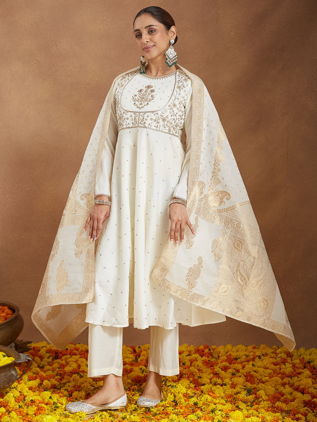 Ninnique Women's Off White Chanderi Silk Embroidered A-line Kurta Set