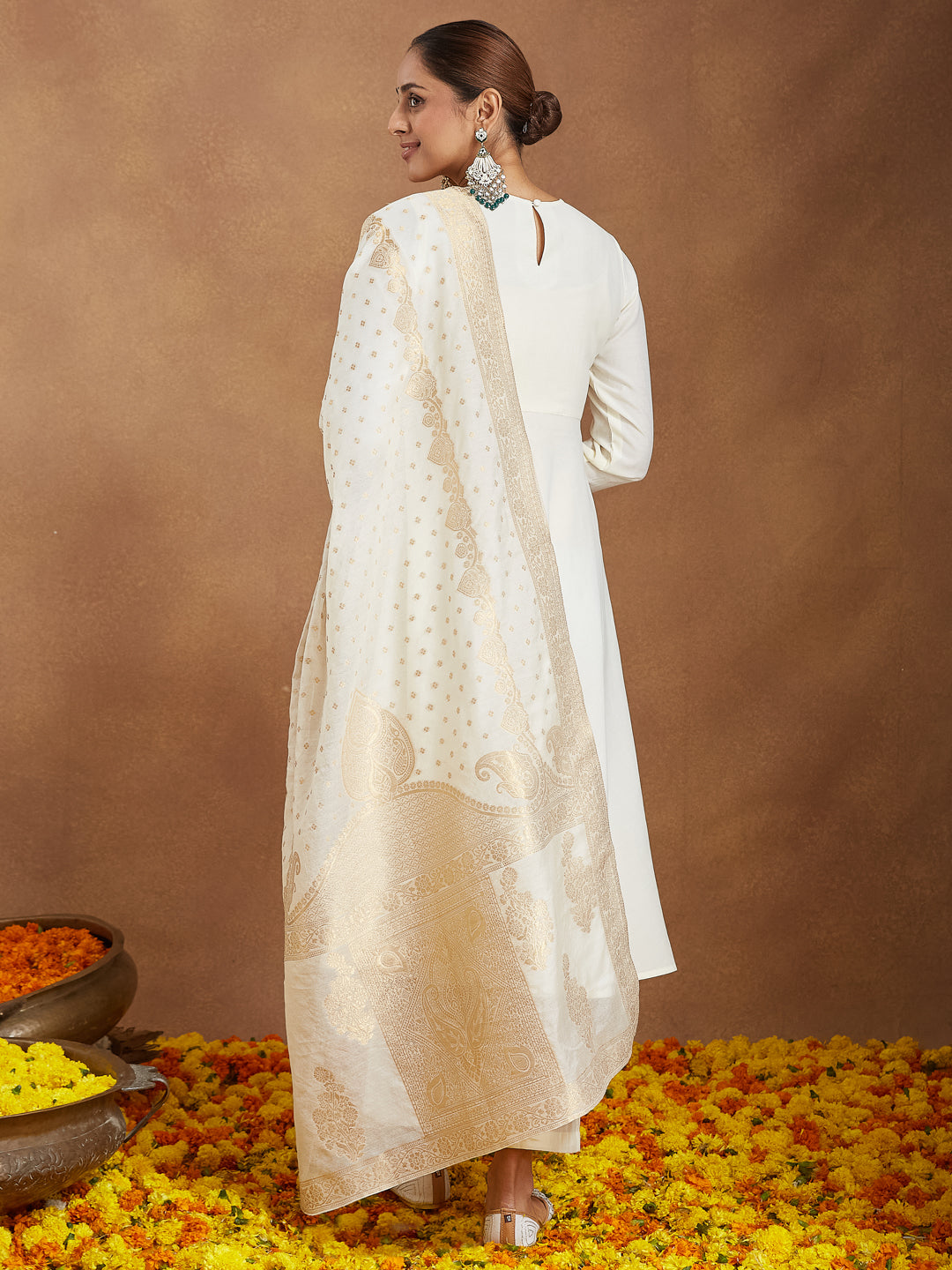 Ninnique Women's Off White Chanderi Silk Embroidered A-line Kurta Set