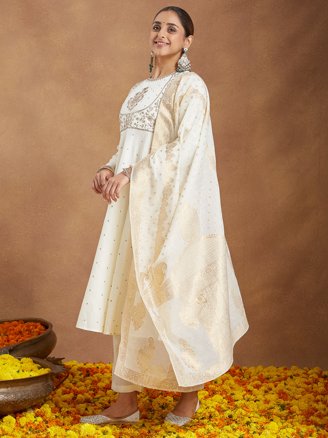Ninnique Women's Off White Chanderi Silk Embroidered A-line Kurta Set