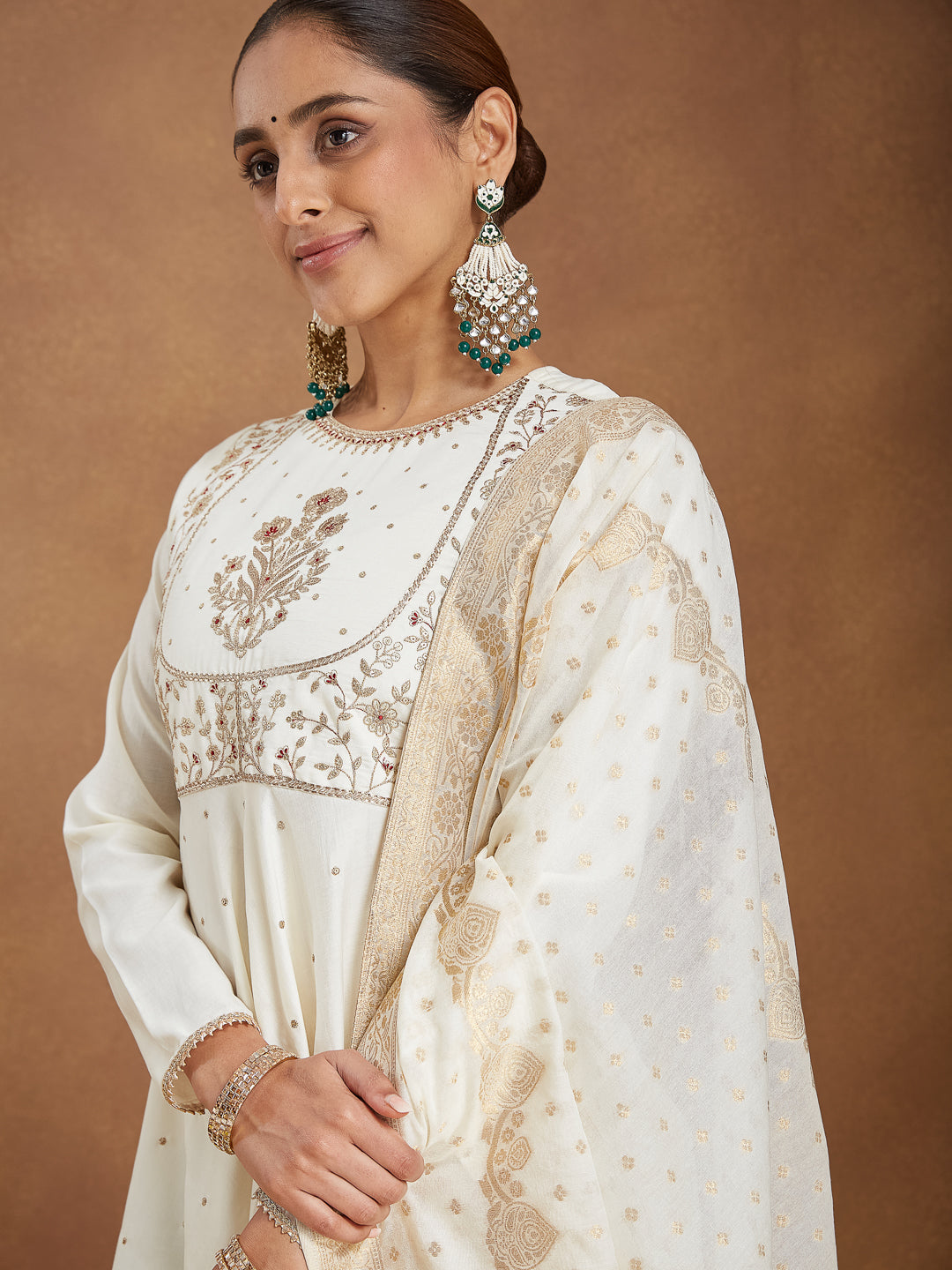 Ninnique Women's Off White Chanderi Silk Embroidered A-line Kurta Set