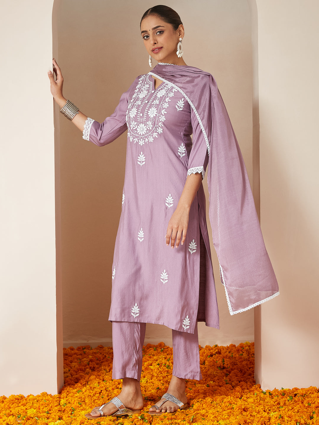 Ninnique Women's Lavender Silk Blend Embroidered Straight Kurta Set