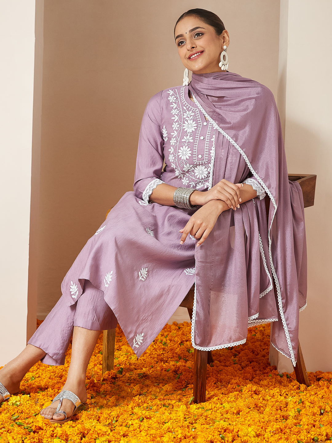 Ninnique Women's Lavender Silk Blend Embroidered Straight Kurta Set