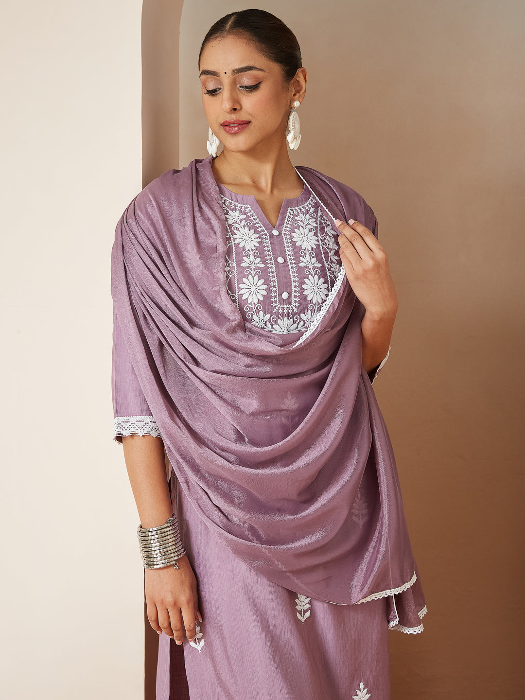 Ninnique Women's Lavender Silk Blend Embroidered Straight Kurta Set