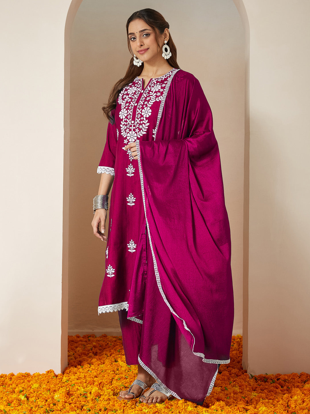 Ninnique Women's Pink Silk Blend Embroidered Straight Kurta Set With Dupatta
