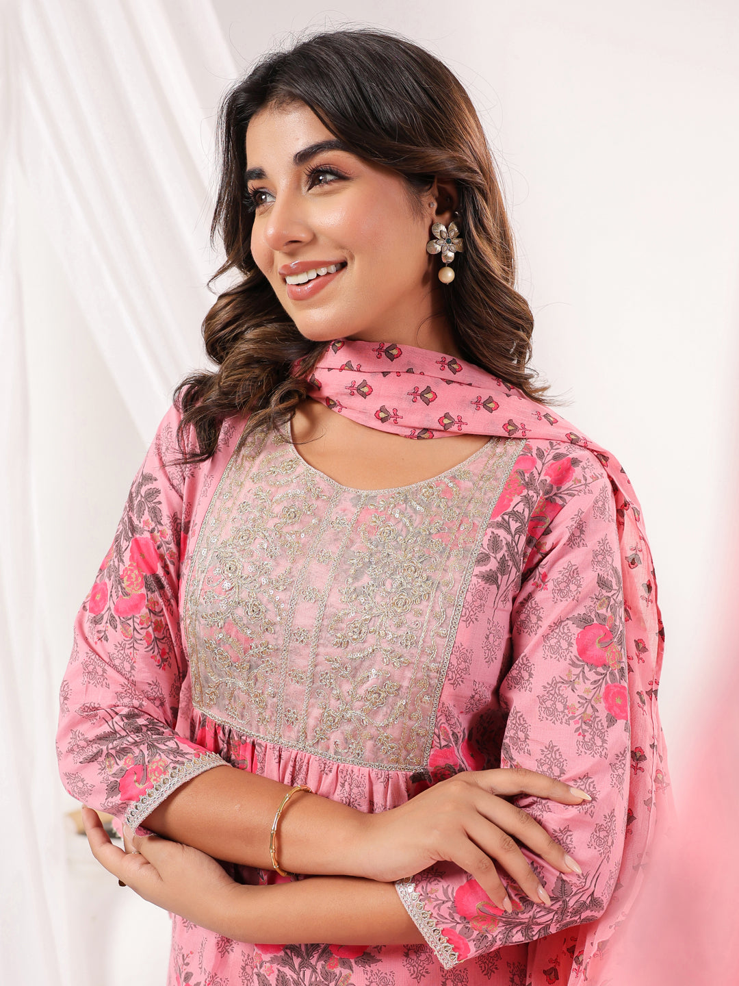 Ninnique Women's Pink Pure Cotton Yoke Embroidered Floral Printed Gathered Kurta Set