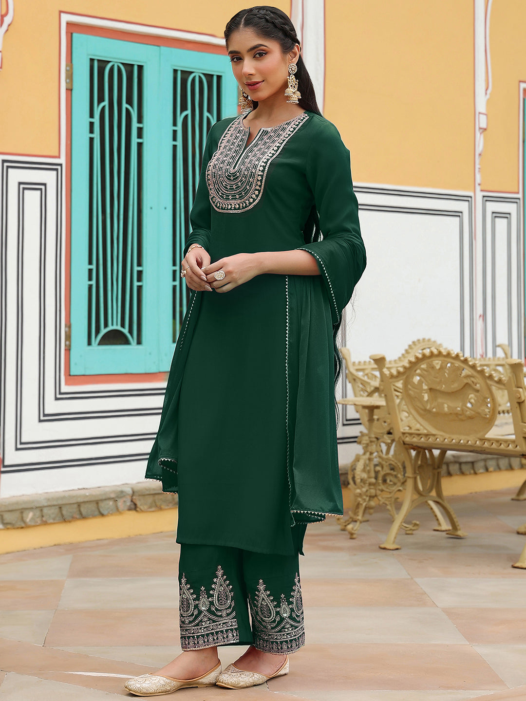 Ninnique Women's Dark Green Chanderi Silk Zari Embroidered Straight Kurta Set