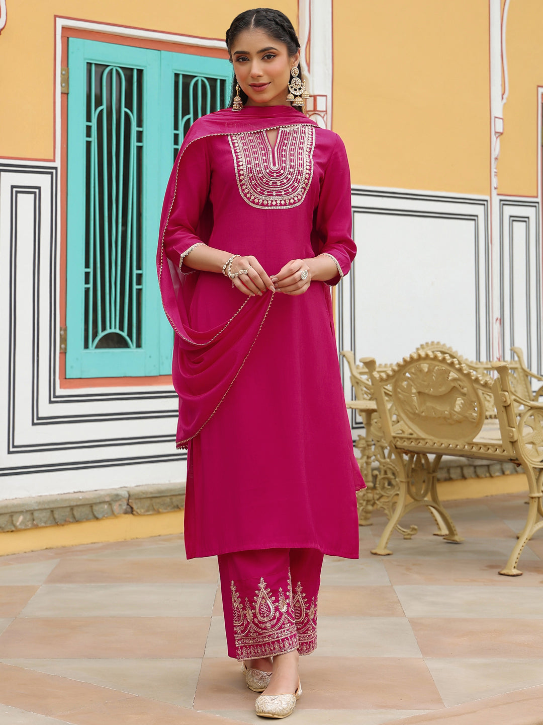Ninnique Women's Pink Chanderi Silk Zari Embroidered Straight Kurta Set