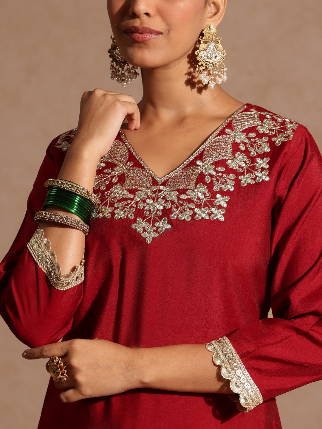 Ninnique Women's Maroon Silk Blend Zari Embroidered Straight Kurta Set