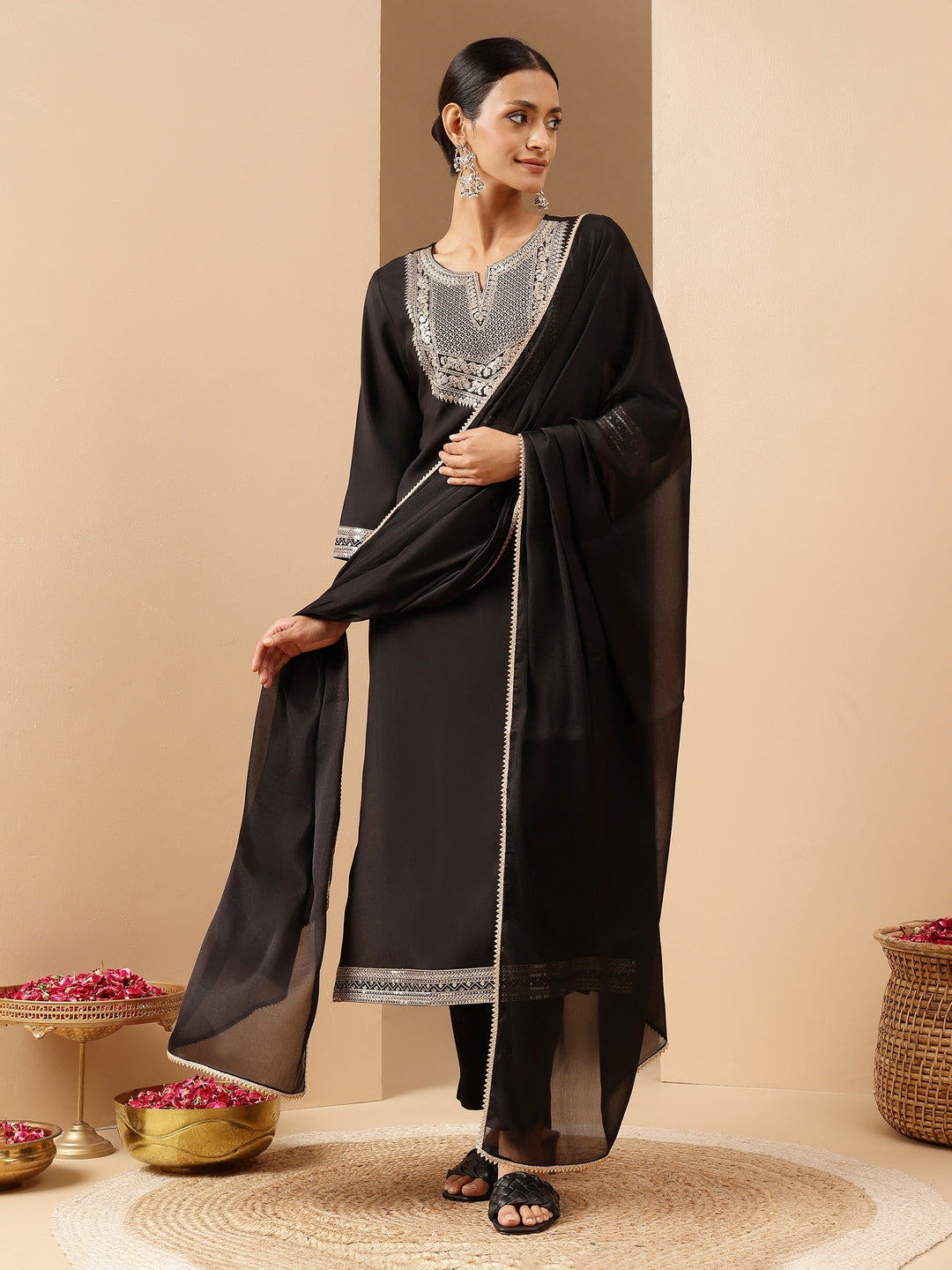Ninnique Women's Black Chanderi Silk Zari Embroidered Straight Kurta Set