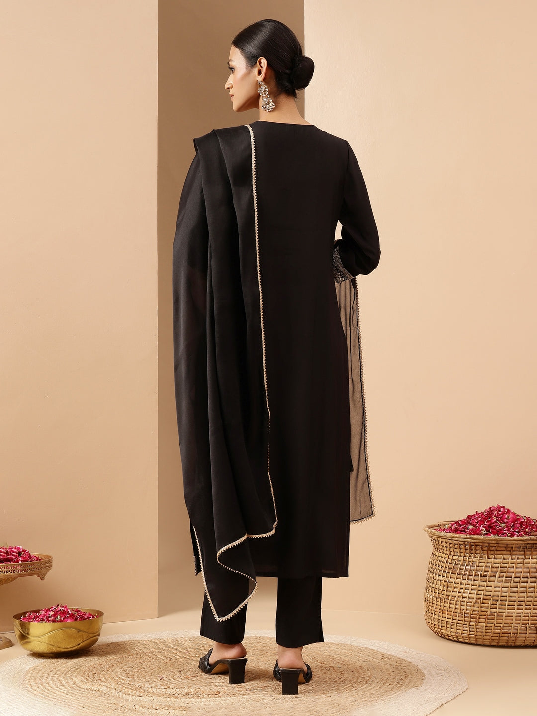 Ninnique Women's Black Chanderi Silk Zari Embroidered Straight Kurta Set