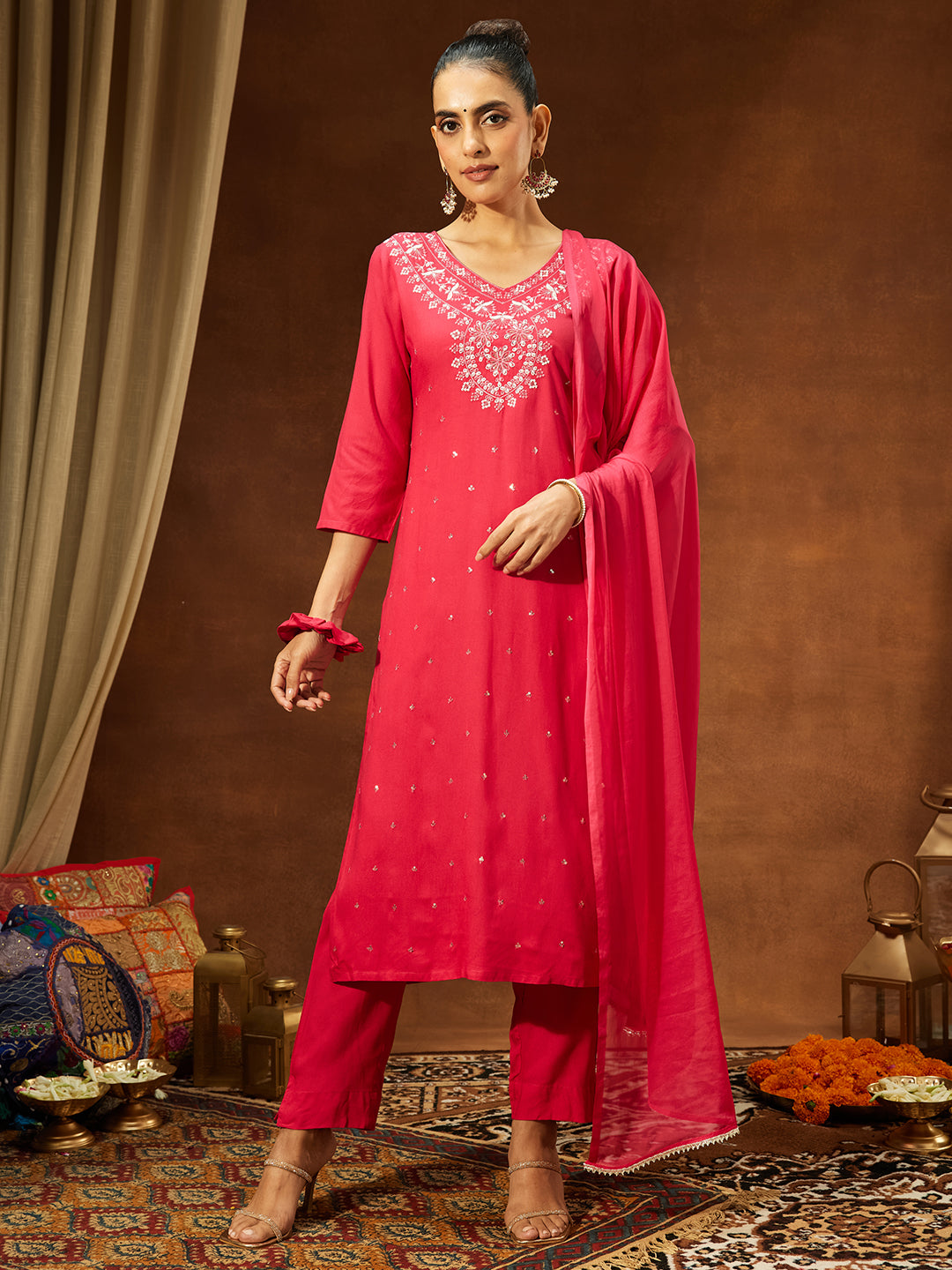 Ninnique Women's Pink Rayon Embroidered Straight Kurta Set