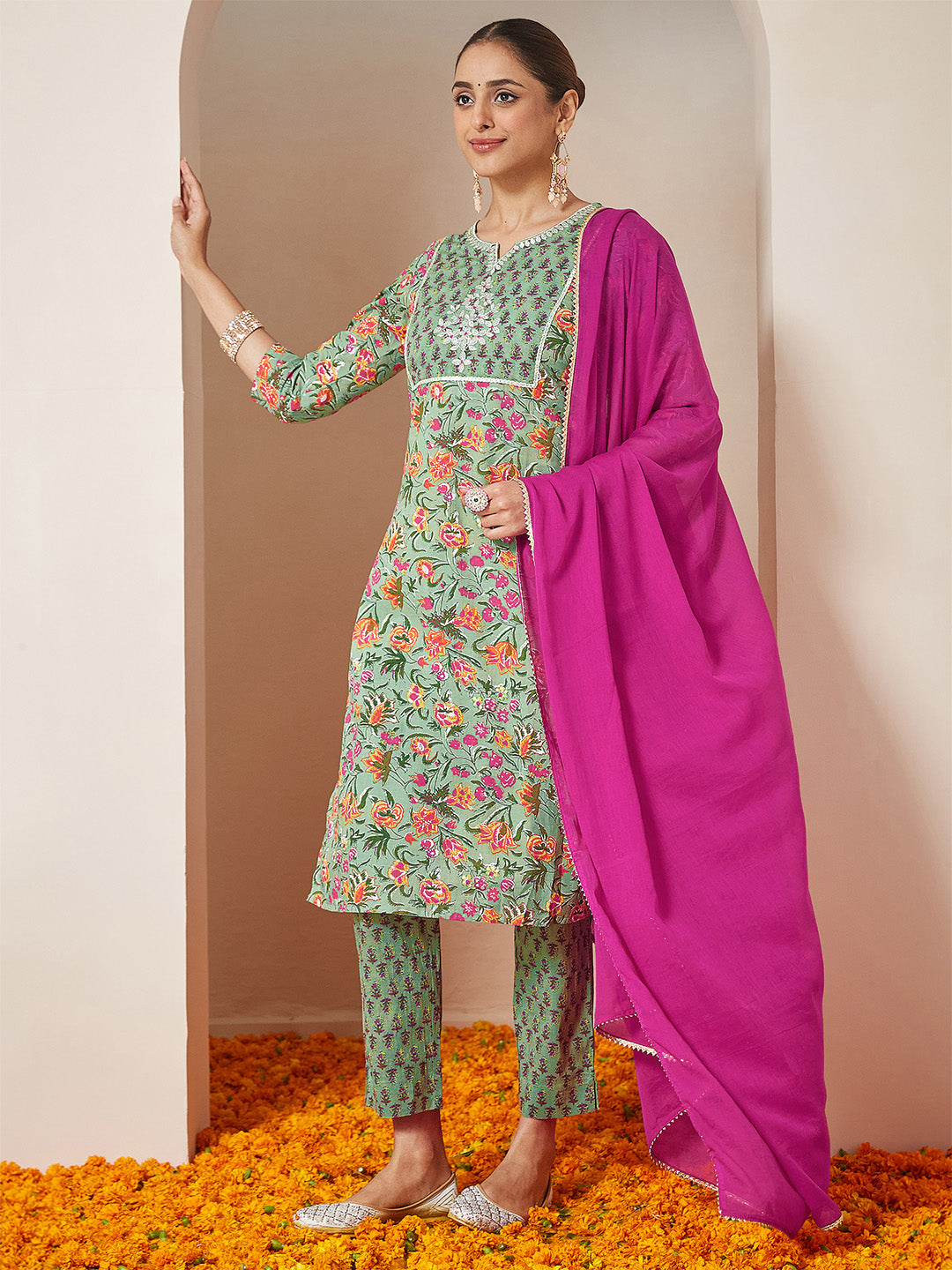 Ninnique Women's Mint Green Pure Cotton Yoke Embroidered Floral Printed Straight Kurta Set