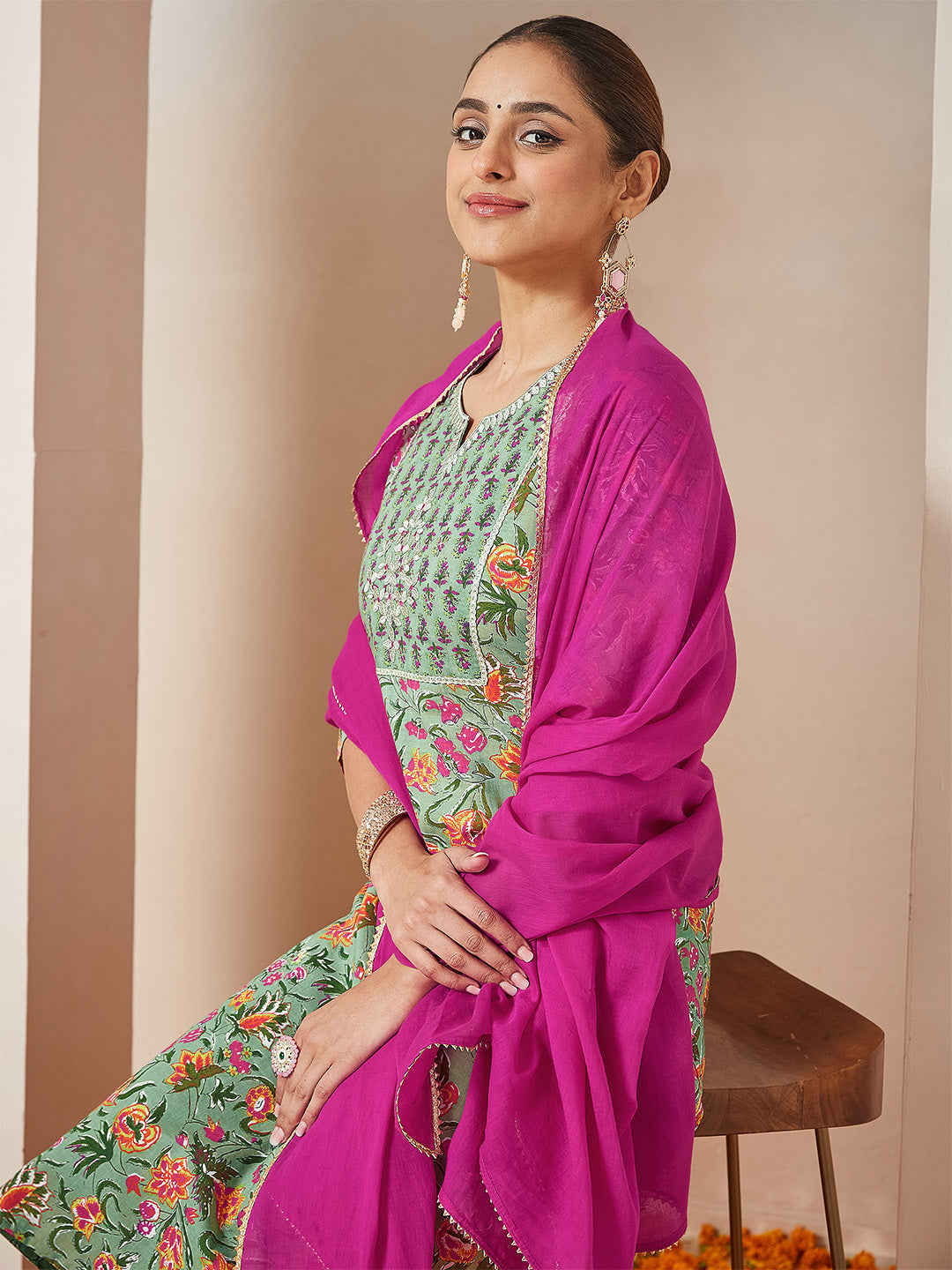 Ninnique Women's Mint Green Pure Cotton Yoke Embroidered Floral Printed Straight Kurta Set