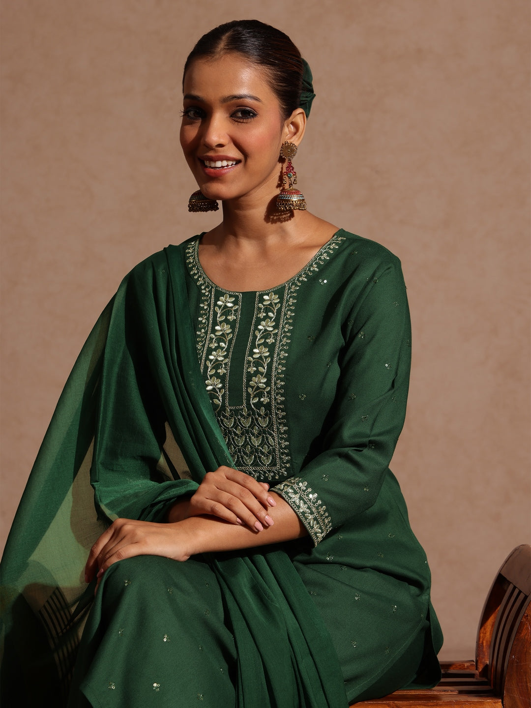 Ninnique Women's Green Rayon Yoke Embroidered Sequinned Straight Kurta Set With Dupatta