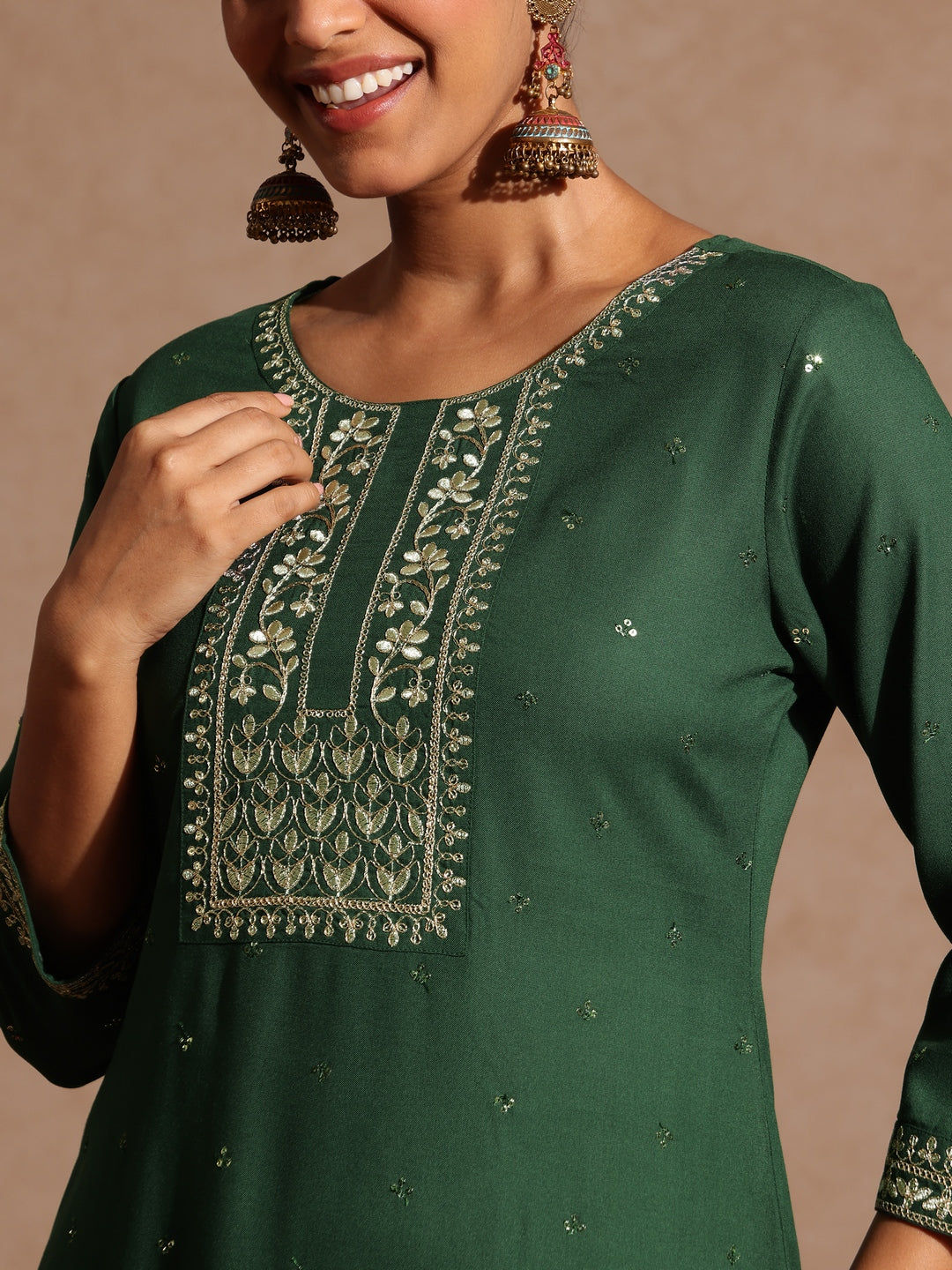Ninnique Women's Green Rayon Yoke Embroidered Sequinned Straight Kurta Set With Dupatta