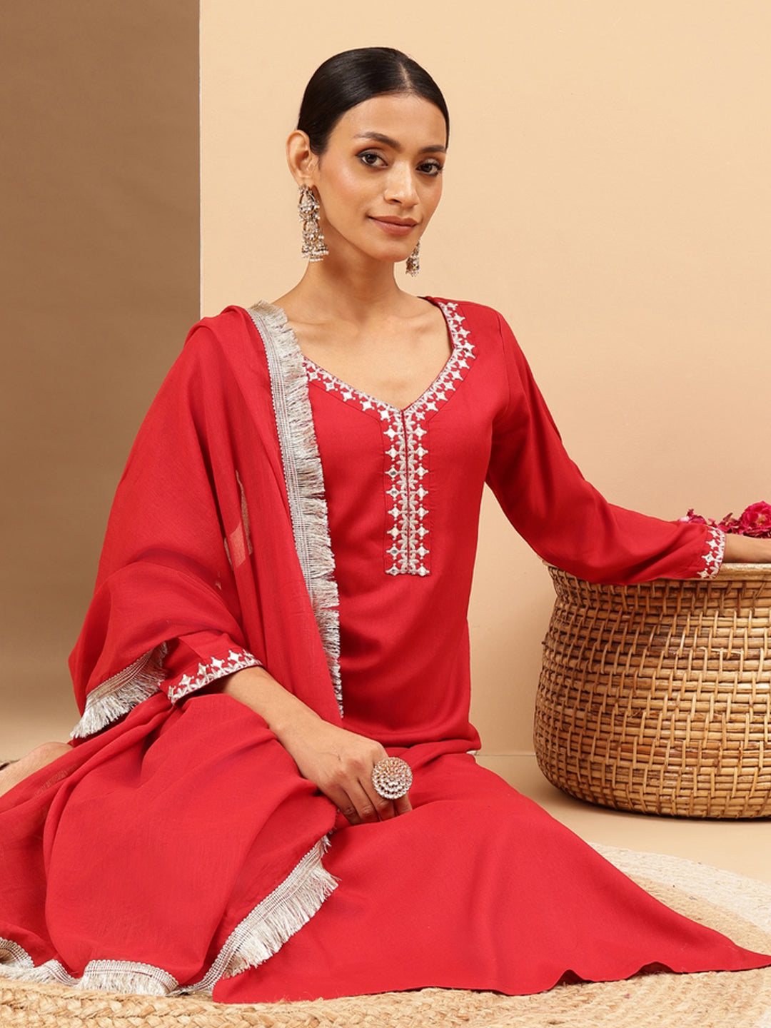Ninnique Women's Maroon Rayon Yoke Embroidered Straight Kurta Set