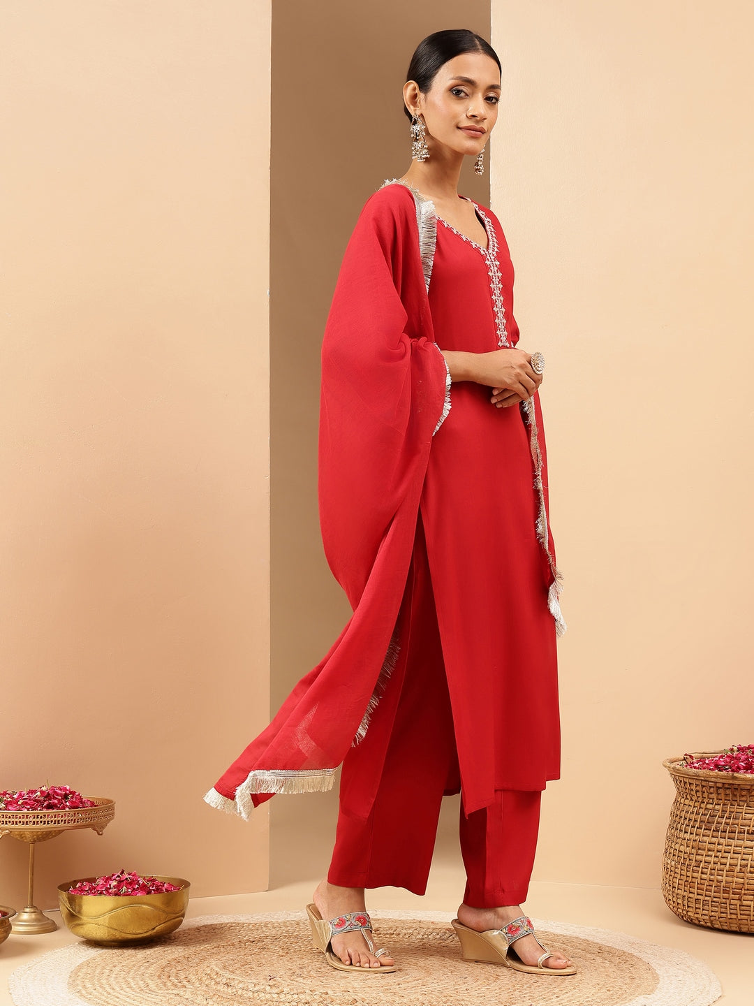 Ninnique Women's Maroon Rayon Yoke Embroidered Straight Kurta Set