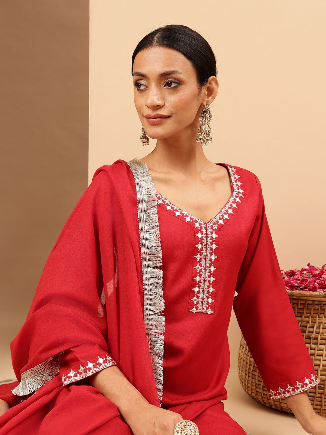 Ninnique Women's Maroon Rayon Yoke Embroidered Straight Kurta Set