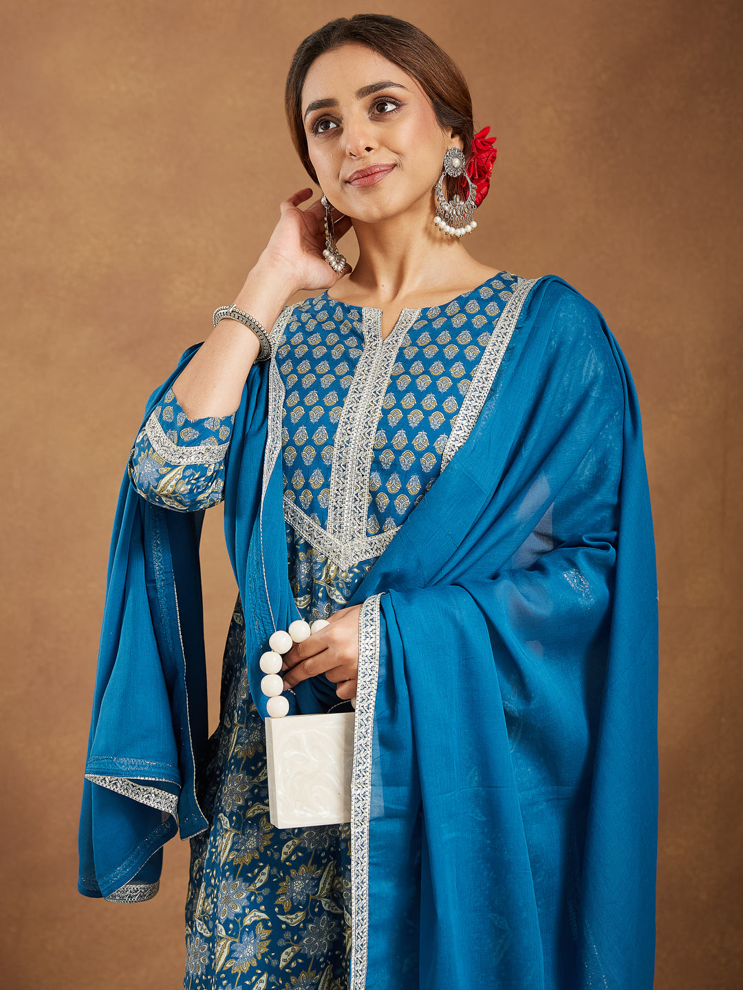 Ninnique Women's Teal Blue Pure Cotton Yoke Design Floral Printed Straight Kurta Set