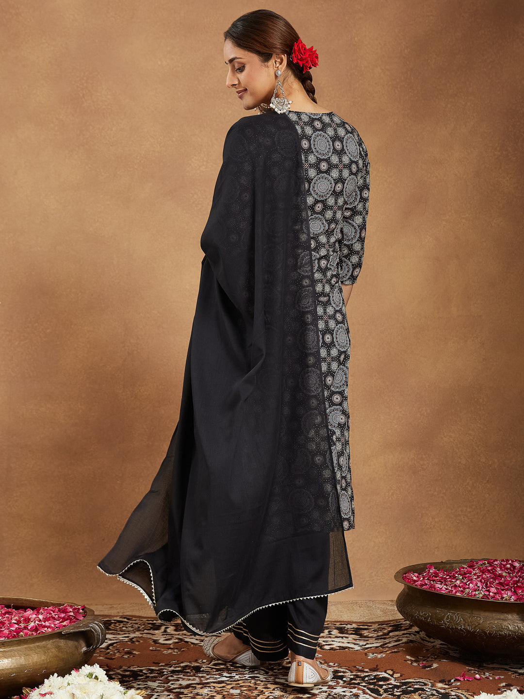 Ninnique Women's Black Pure Cotton Ajrakh Printed Straight Kurta Set