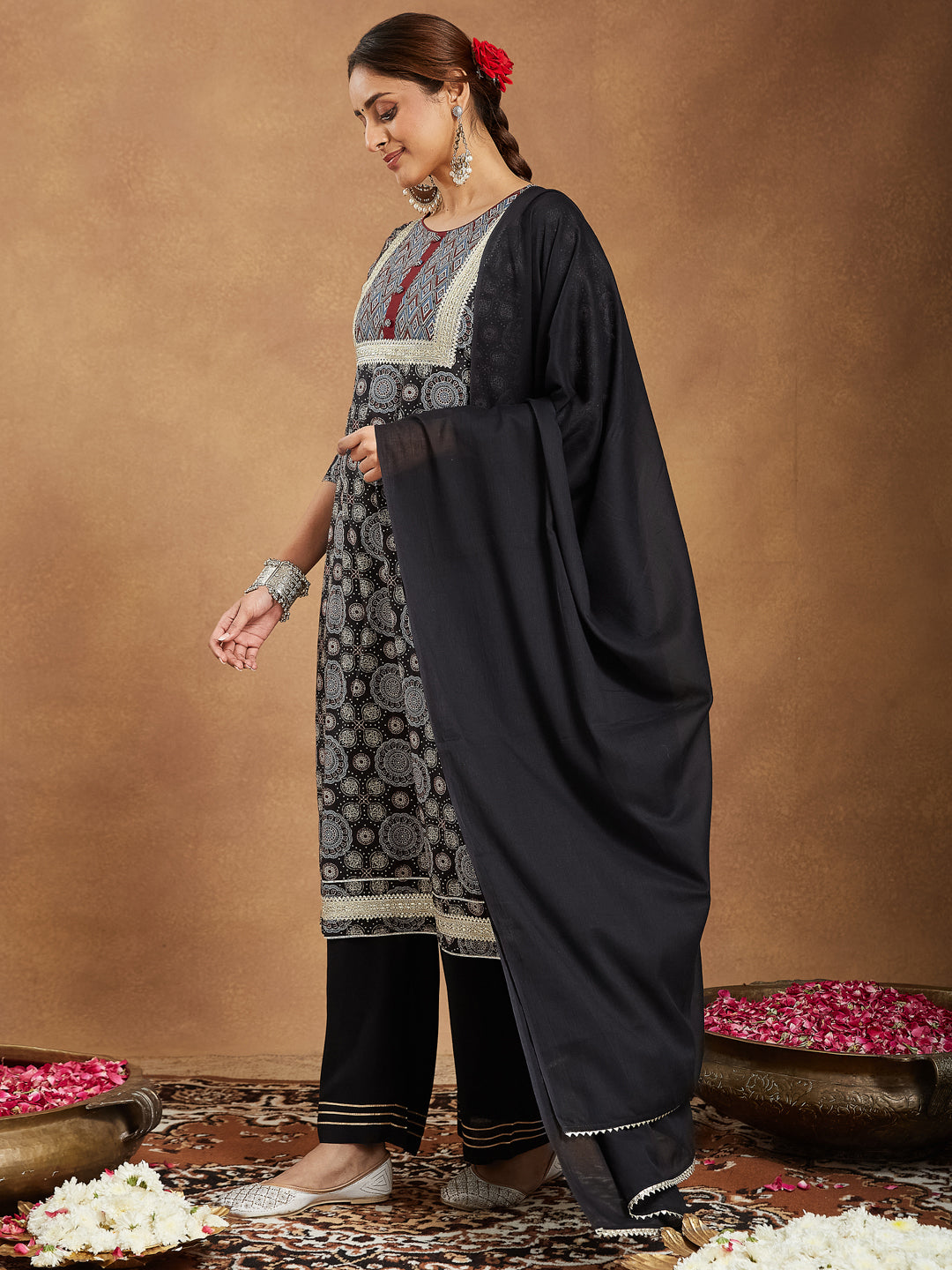 Ninnique Women's Black Pure Cotton Ajrakh Printed Straight Kurta Set