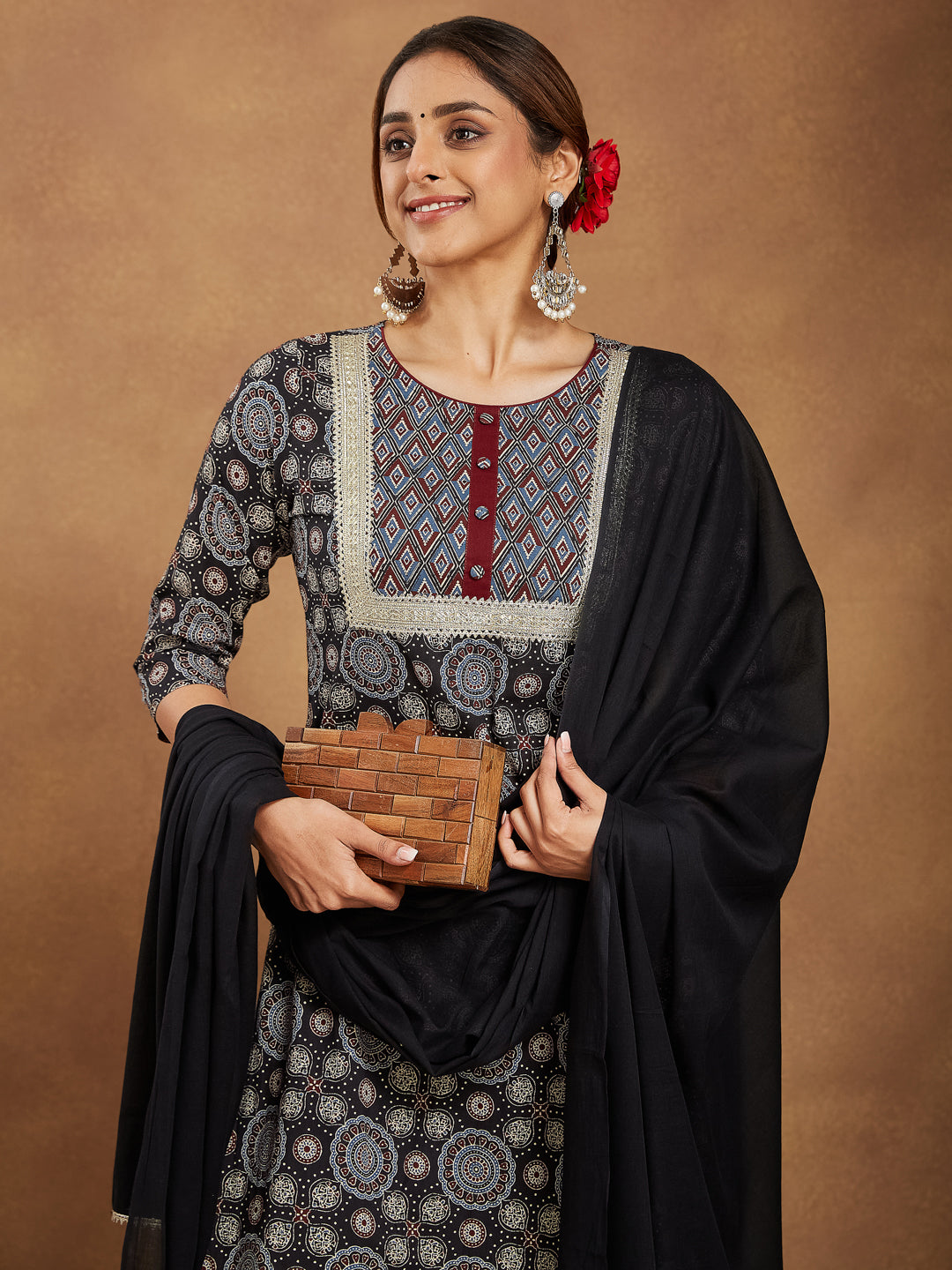Ninnique Women's Black Pure Cotton Ajrakh Printed Straight Kurta Set