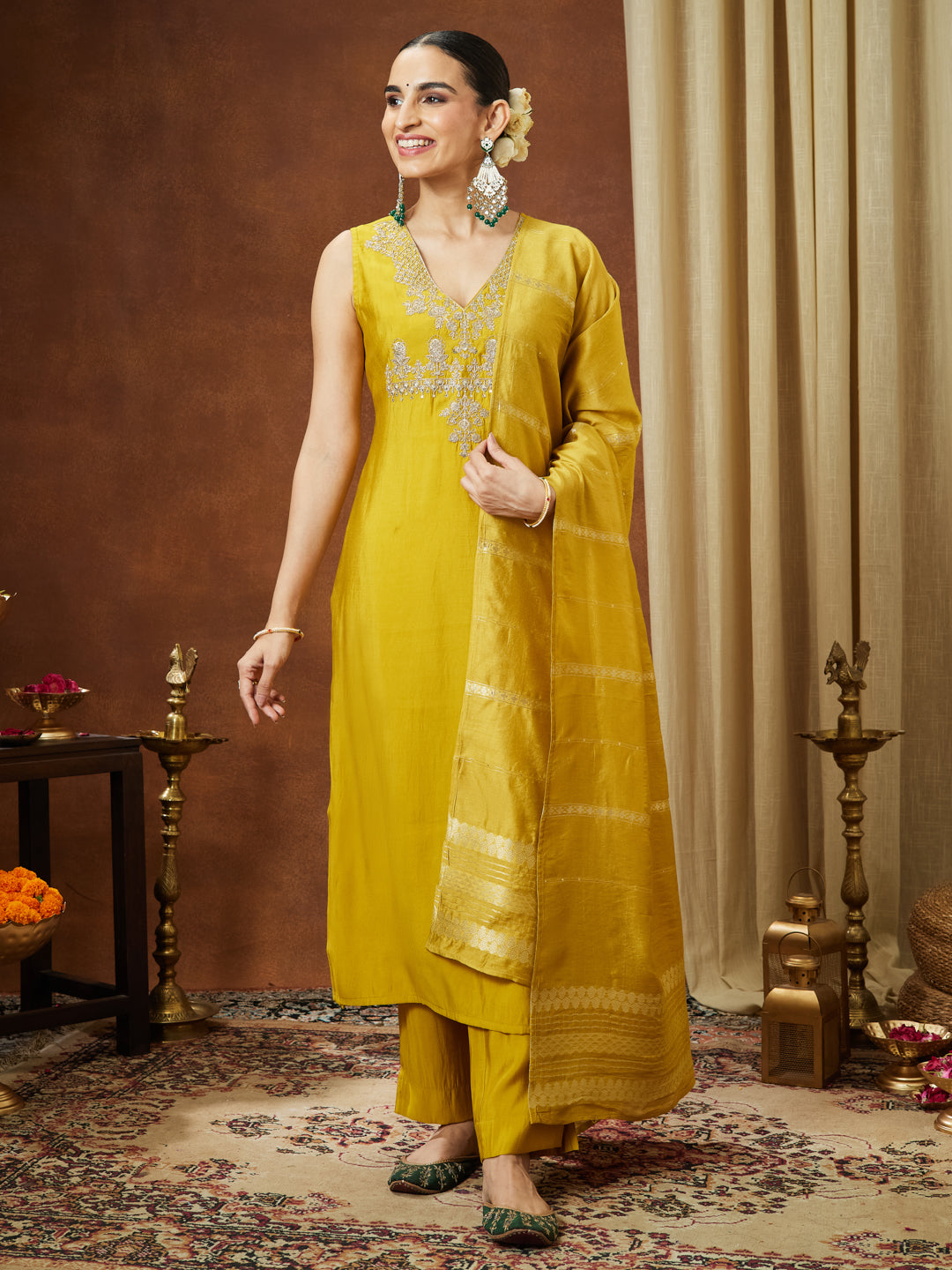 Ninnique Women's Mustard Chanderi Silk Zari Embroidered Straight Kurta Pant Set