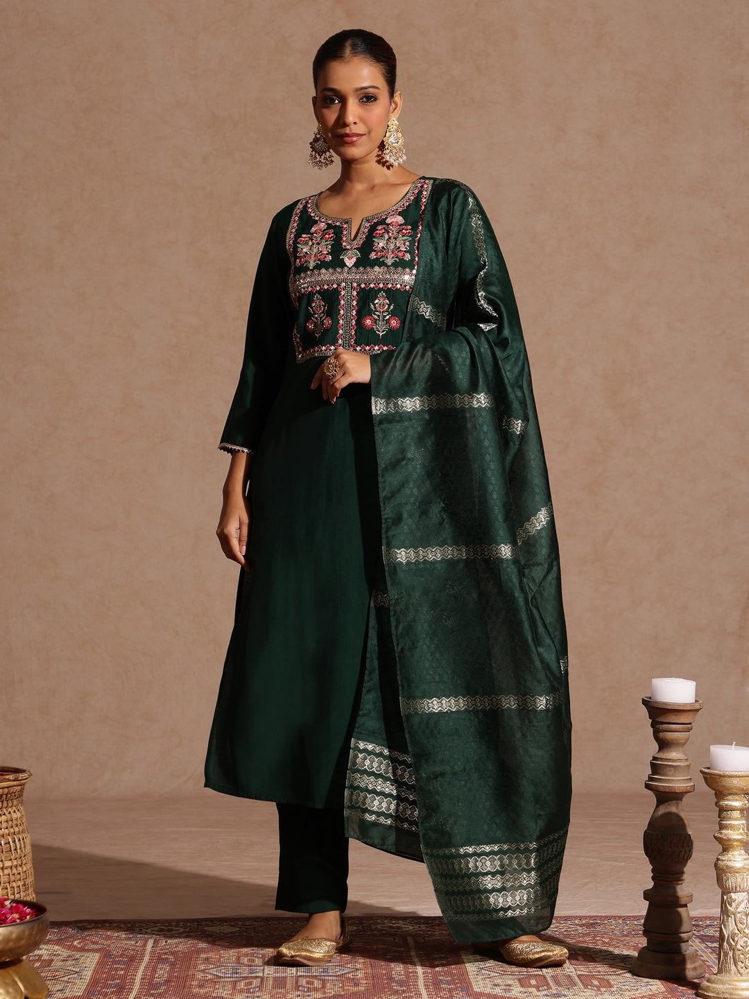 Ninnique Women's Bottle Green Chanderi Silk Zari Yoke Embroidered Straight Kurta Set
