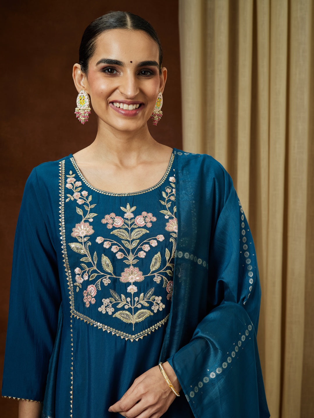Ninnique Women's Teal Blue Chanderi Silk Yoke Embroidered Straight Kurta Set