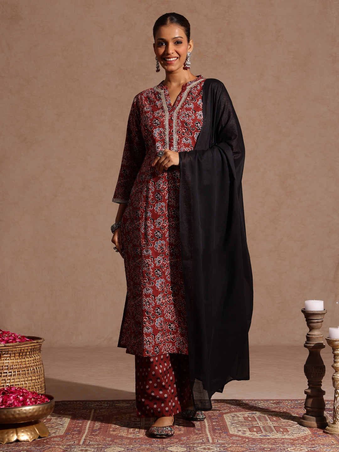 Ninnique Women's Maroon Pure Cotton Floral Printed Straight Kurta Set