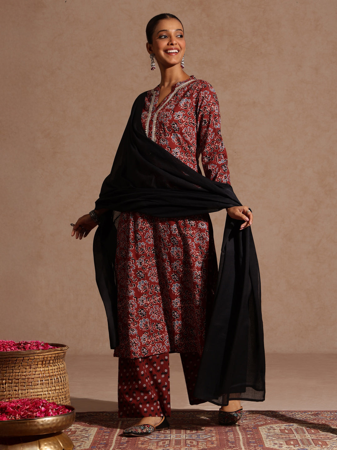 Ninnique Women's Maroon Pure Cotton Floral Printed Straight Kurta Set