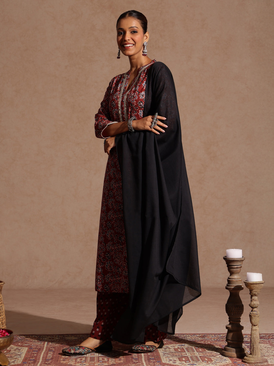 Ninnique Women's Maroon Pure Cotton Floral Printed Straight Kurta Set