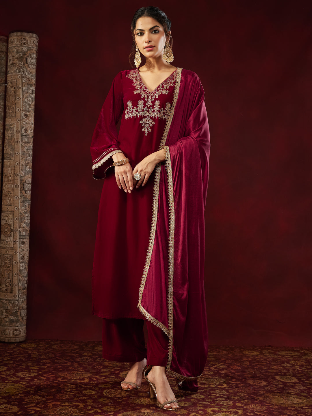 Ninnique Women's Red Velvet Zari Yoke Embroidered Straight Kurta Set