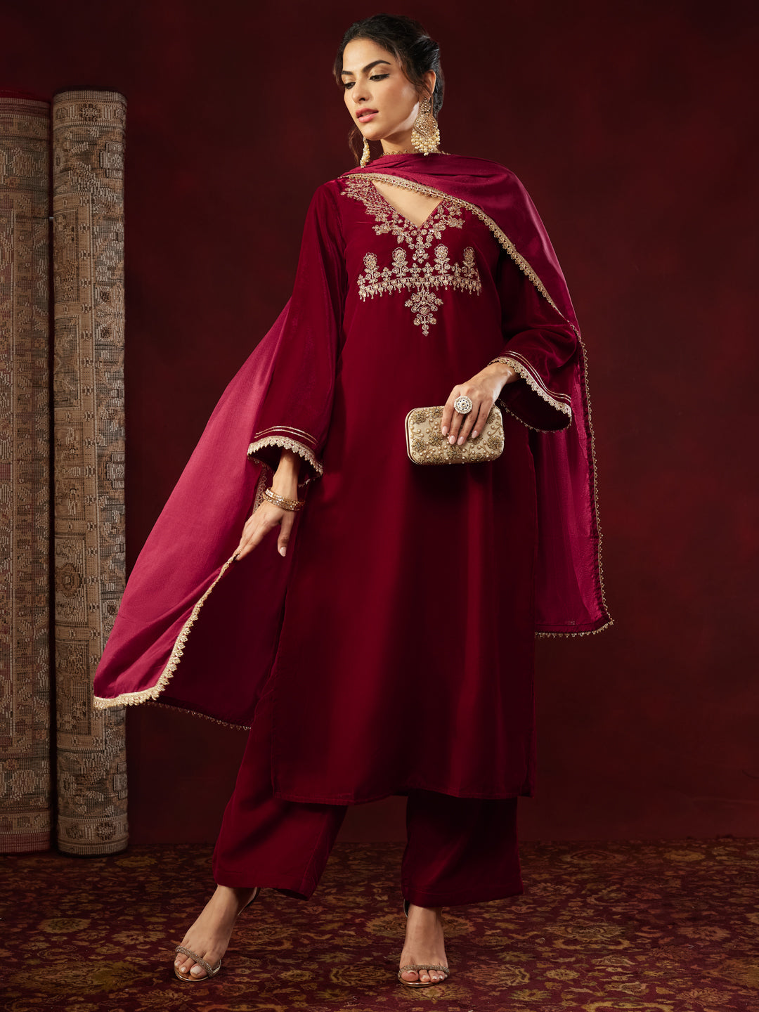 Ninnique Women's Red Velvet Zari Yoke Embroidered Straight Kurta Set