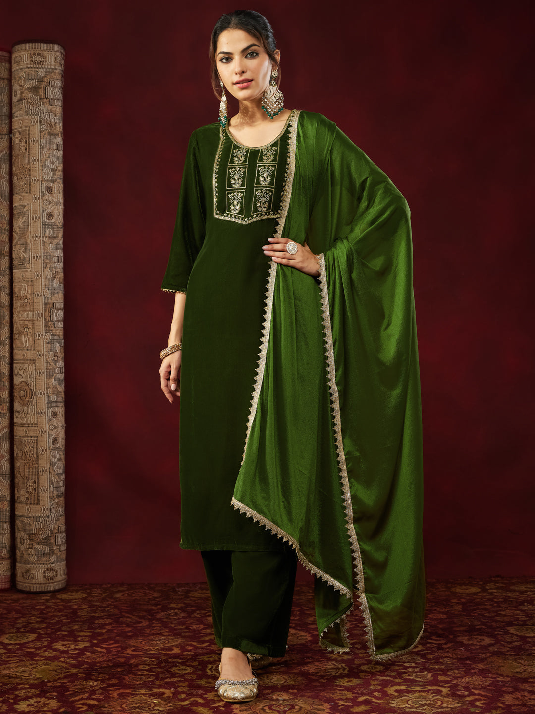 Ninnique Women's Olive Green Velvet Zari Yoke Embroidered Straight Kurta Set