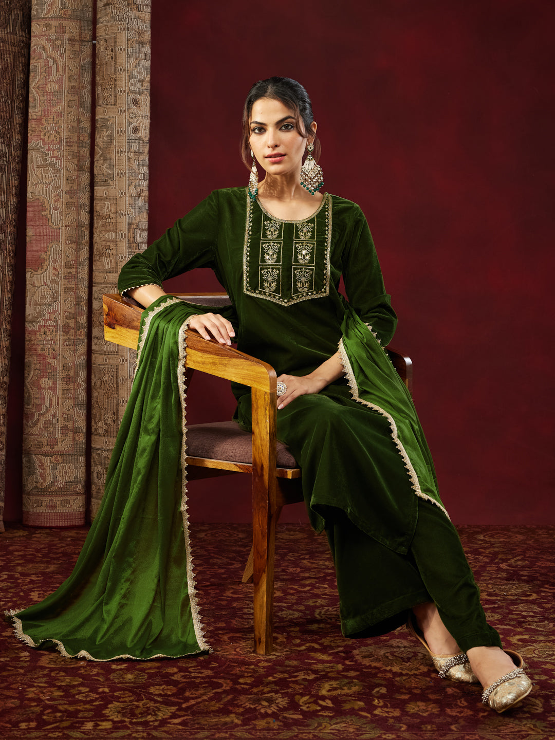 Ninnique Women's Olive Green Velvet Zari Yoke Embroidered Straight Kurta Set