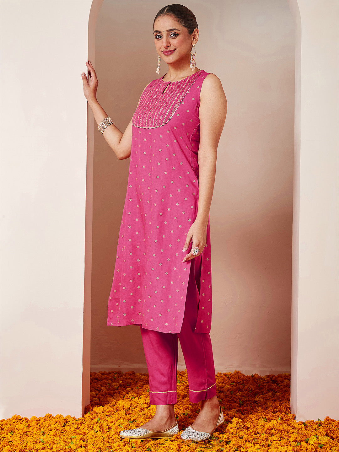 Ninnique Women's Pink Rayon Gold Printed Straight Kurta Set