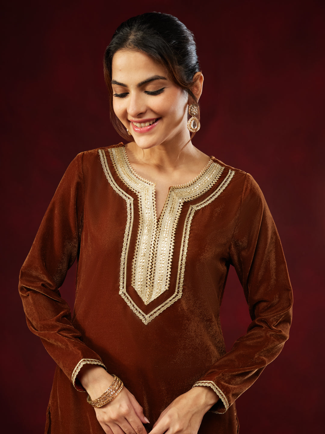 Ninnique Women's Brown Velvet Embellished Straight Kurta Set
