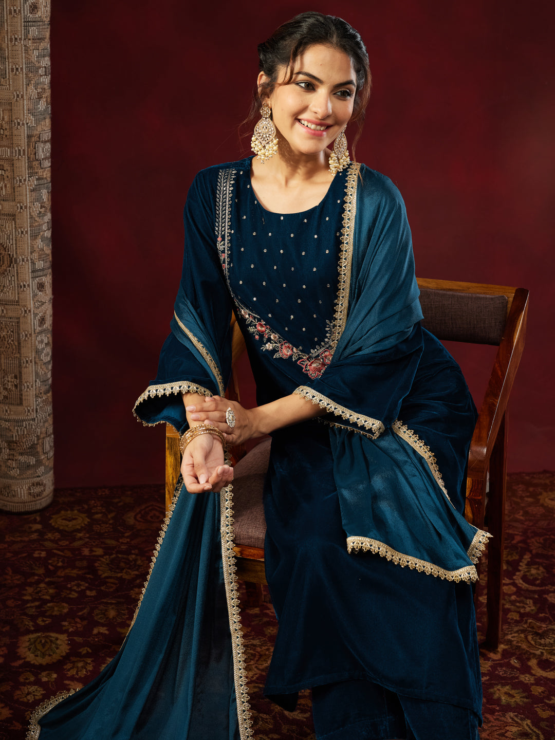 Ninnique Women's Teal Blue Velvet Yoke Embroidered Straight Kurta Set