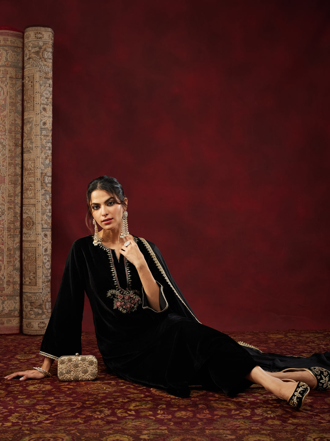 Ninnique Women's Black Velvet Yoke Embroidered Straight Kurta Set