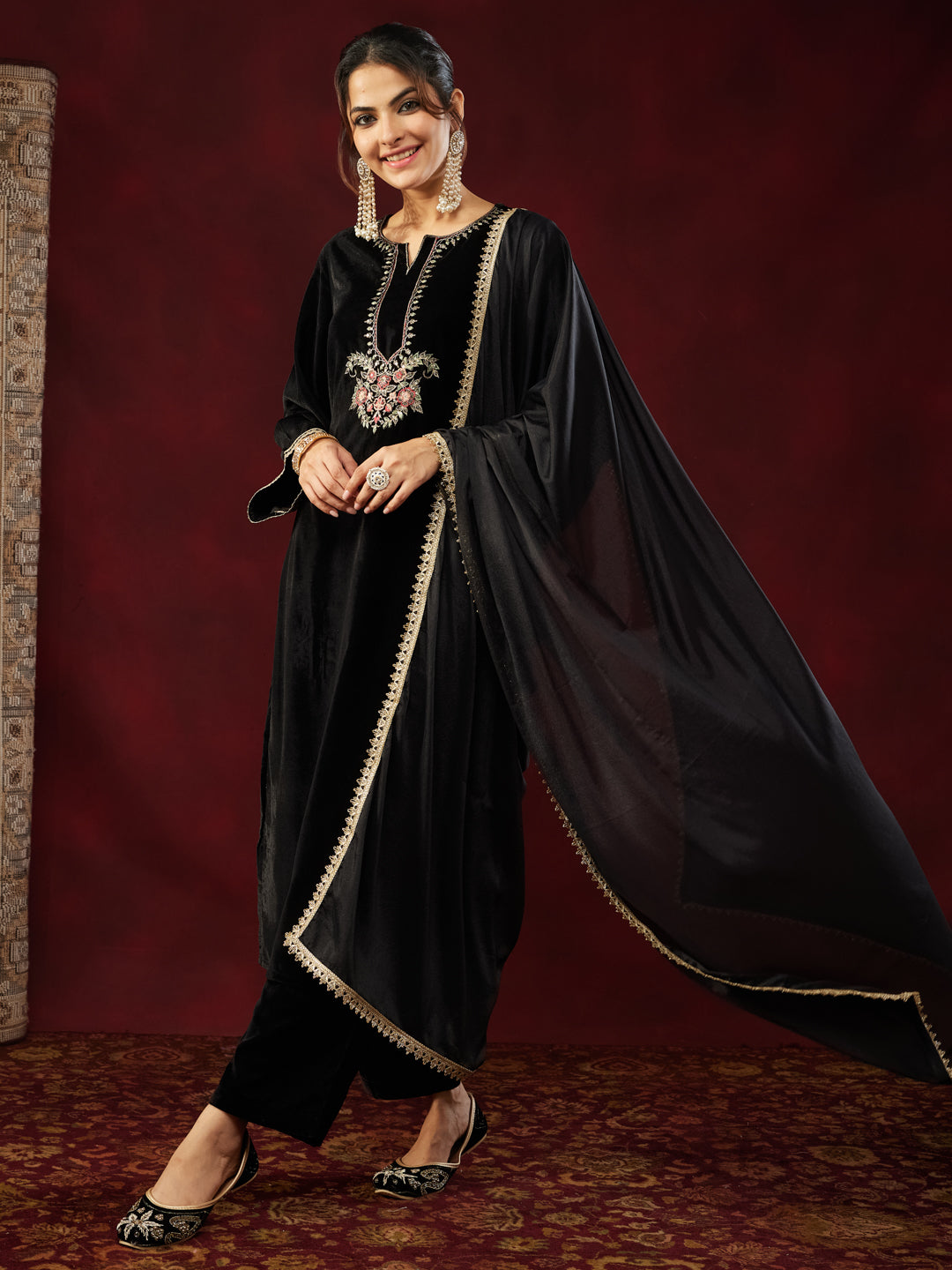 Ninnique Women's Black Velvet Yoke Embroidered Straight Kurta Set