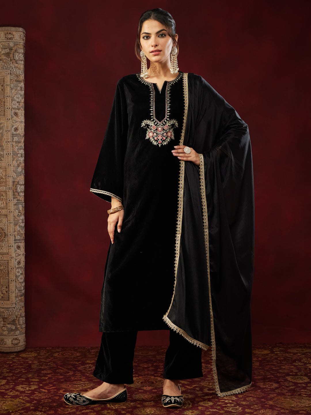 Ninnique Women's Black Velvet Yoke Embroidered Straight Kurta Set