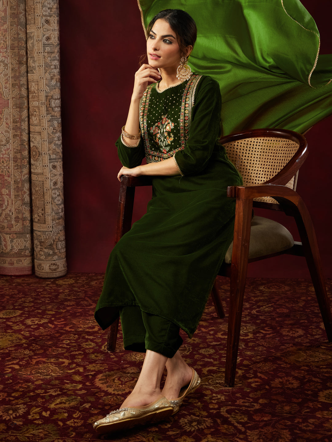 Ninnique Women's Olive Green Velvet Yoke Embroidered Straight Kurta Set